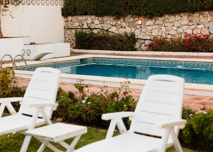 Spacious House With Pool, Garden And Solarium In Chapas, *